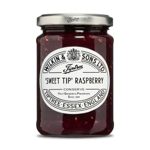 Tiptree - 'Sweet Tip' Raspberry Conserve från England.