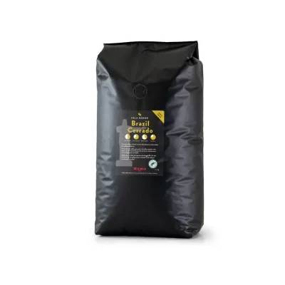 Zoom bild av Ett kaffe från Brasilien med smak av choklad, med inslag av valnöt och citrusskal.