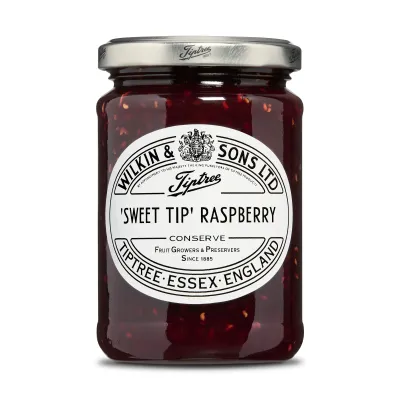 Zoom bild av Tiptree - 'Sweet Tip' Raspberry Conserve från England.